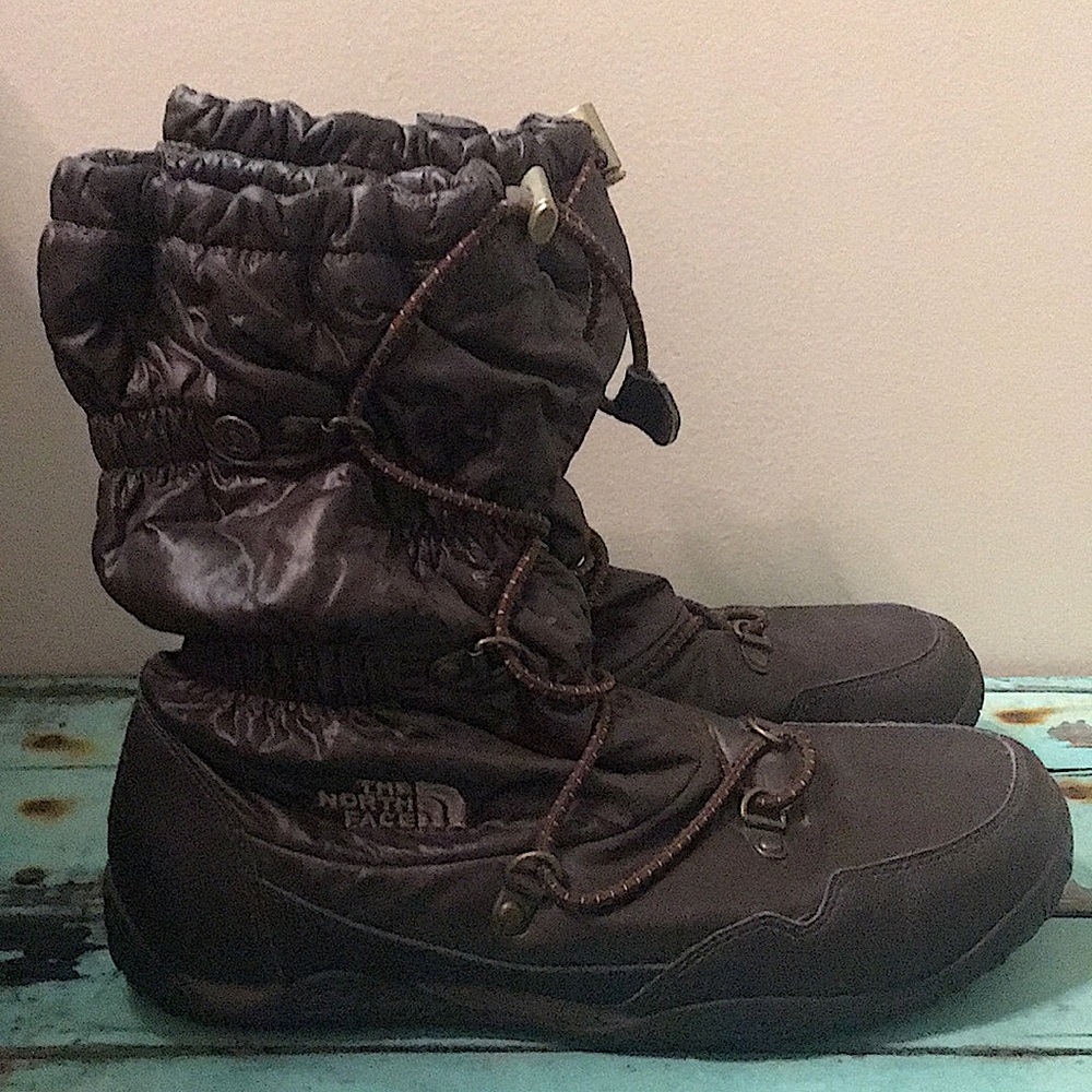 THE NORTH FACE boots!